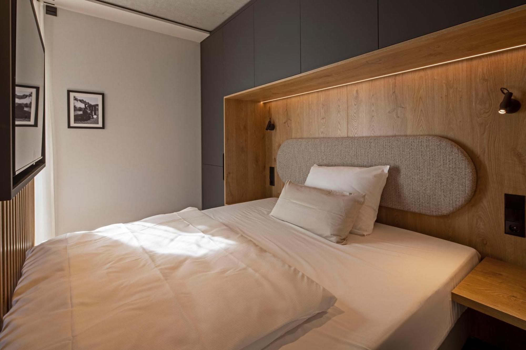 B5 Aparthotel