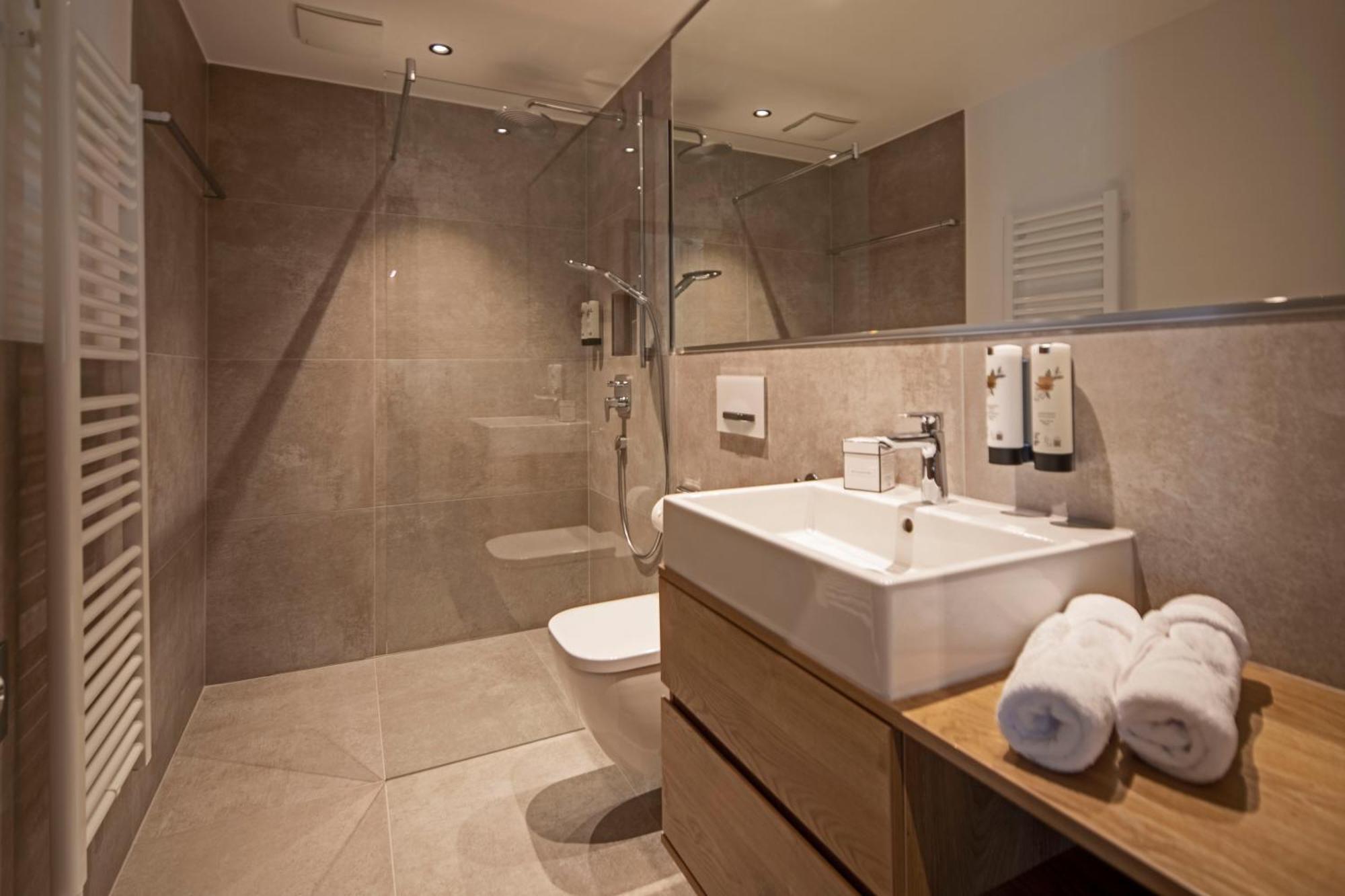 B5 Aparthotel