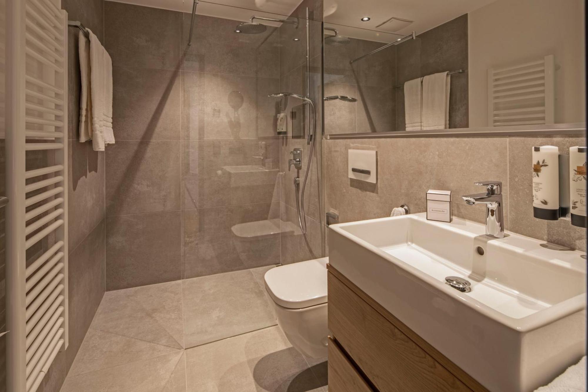 B5 Aparthotel